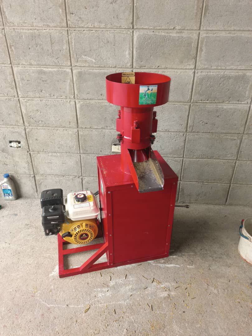 🐄🐖🐔 Máquina para Pellets 300